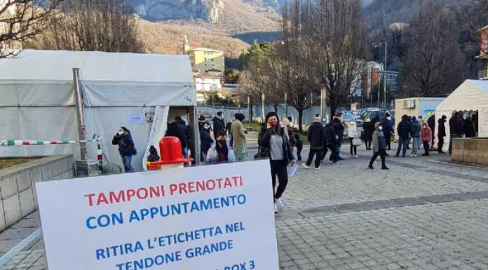 Covid. All’ospedale di Lecco il punto tamponi per gli studenti