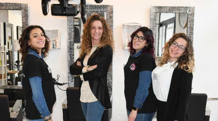 ArricciaSpiccia: a Lecco un parrucchiere per ‘soli’ ricci