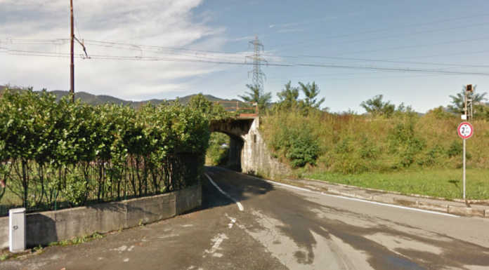 Sottopasso in via Cantelli per consentire lo sviluppo di un nuovo polo industriale Il sottopasso attuale di via Cantelli a Sala di Calolziocorte
