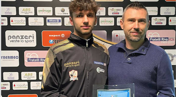 Pallamano, riconoscimento per Leonardo Colombo del Salumificio Riva Molteno