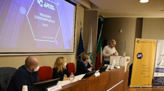 Imprese, Api: “Crescita importante nel 2021 ma ora preoccupa il caro energie”