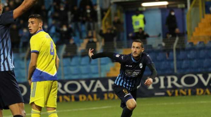 Calcio Serie C. Il Lecco supera in rimonta la Juventus Under 23: 2-1 il finale Simone Ganz, l'autore della doppietta decisiva (credit foto Calcio Lecco 1912)
