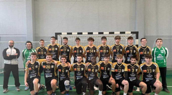 Pallamano. Il Salumificio Riva Molteno pareggia contro il Ferrarin Milano in serie B Serie B salumificio riva molteno pallamano