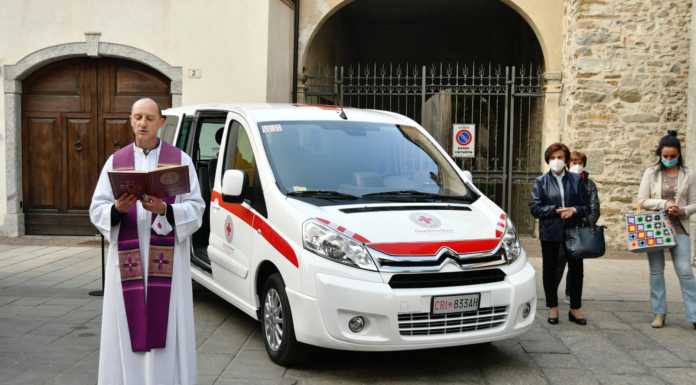 Croce rossa Galbiate, una nuova ambulanza e il mezzo donato dalla famiglia di Massimo Cesana