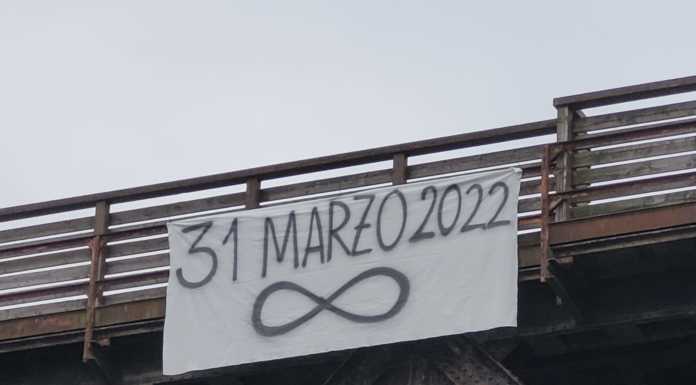 Covid e fine emergenza. La protesta “dell’infinito” nel lecchese