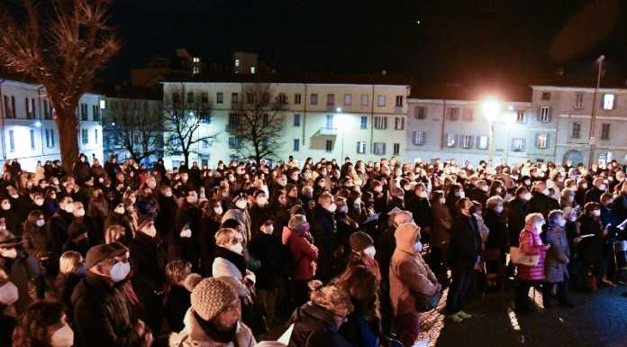 Lecco. Folla in Basilica, cattolici e ortodossi pregano per la pace