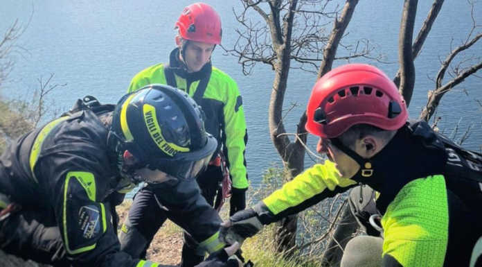 Addestramento sulla ferrata della galleria Morcate per i Vigili del Fuoco