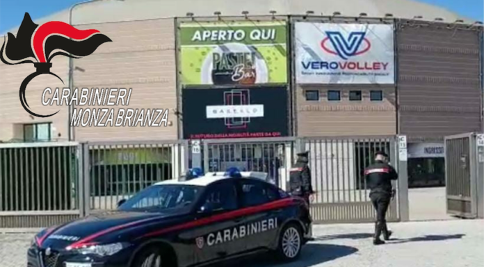 Perseguitava pallavolista della serie A e della nazionale. Arrestato 55enne