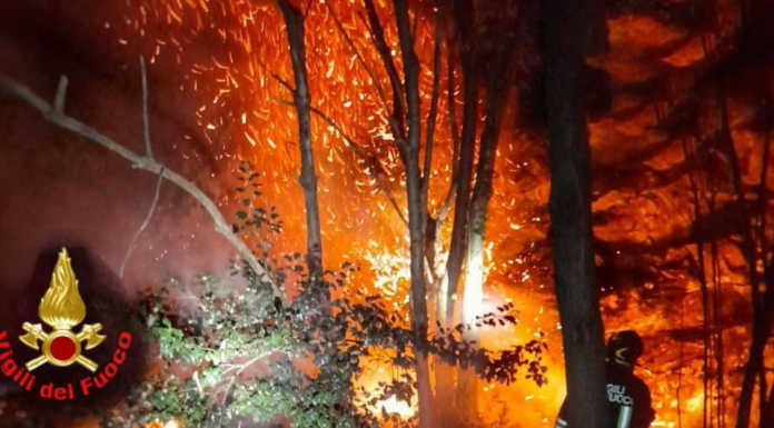 Incendio Olgiasca. Bonificata tutta l’area, ma il vento fa ancora paura