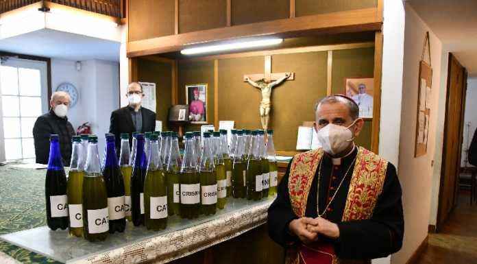 Venerdì Santo, in Basilica l’arcivescovo Delpini consegna gli oli benedetti