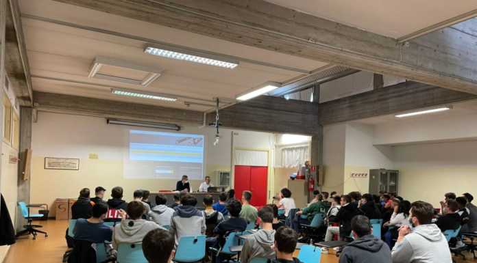 Meccatronica, gli studenti del Fiocchi a lezione con Sandvik-Coromant