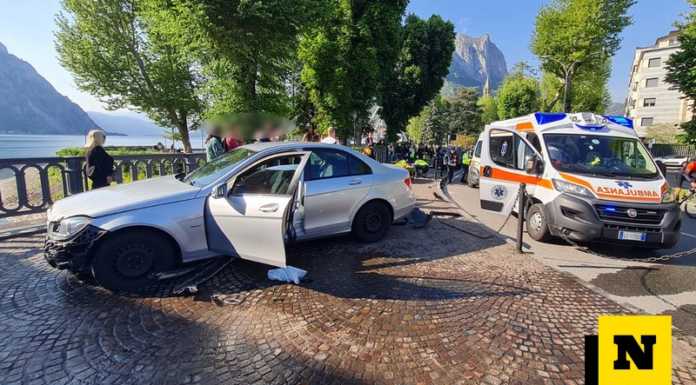 Auto esce di strada sul lungolago, soccorsi il conducente e una passante