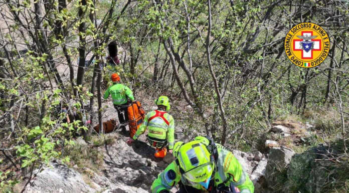 Cade sul Monte Barro. Escursionista elitrasportata in ospedale