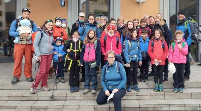 Cai Ballabio. Il gruppo di Alpinismo Giovanile sul Sentiero del Viandante