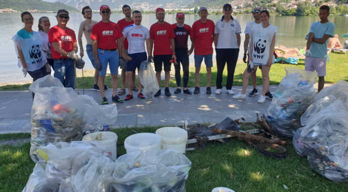 Vercurago: un successo la pulizia della spiaggia con CK 90 e WWF Lecco