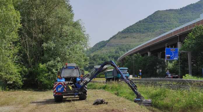Silea, intervento di pulizia straordinaria alla “porta est” di Civate