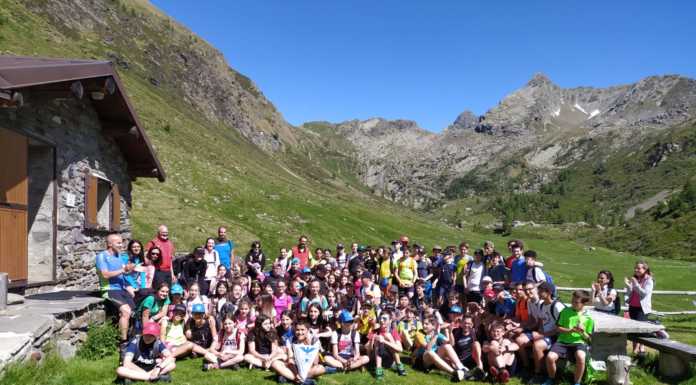 Premana. La gita del Cai con gli alunni della scuola secondaria fa il pienone gita cai premana e scuole medie