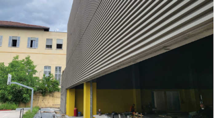 Merate, sopralluogo alla nuova palestra delle medie. Al lavoro per l’apertura a settembre