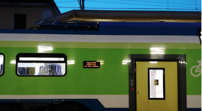 Treni. Seconda mattinata di disagi, altri guasti sulla Milano-Tirano