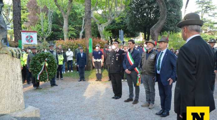 Gli Alpini di Mandello festeggiano 95 anni: “Dobbiamo essere presidio di umanità”