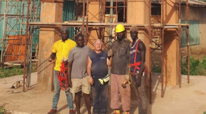 Tre mesi in Africa ad aiutare i missionari del Pime: “Esperienza indimenticabile” Pasquale Larosa