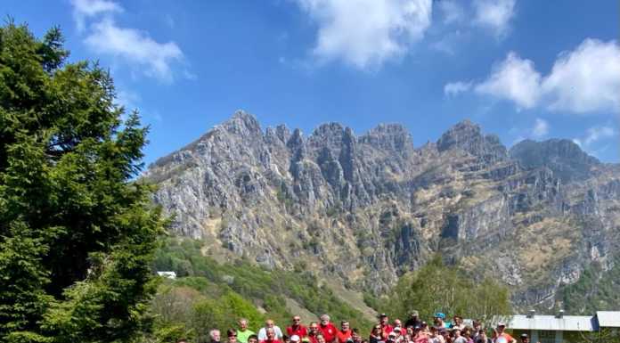 Piani d’Erna. Alunni della Silvio Pellico a lezione di sicurezza in montagna piani erna scuola malnago maggio (3)