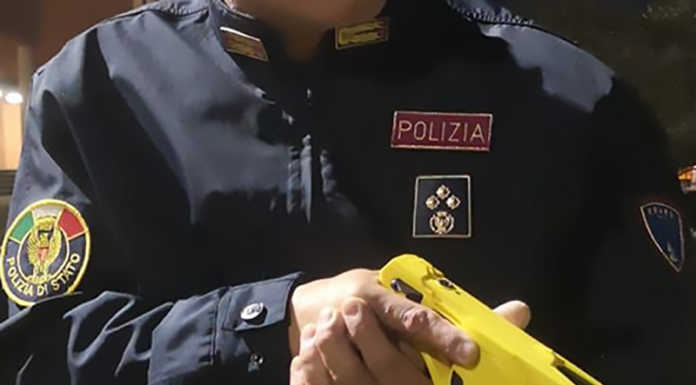 Da oggi il taser in dotazione anche alle forze dell’ordine lecchesi