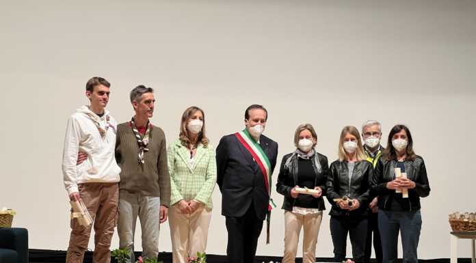 Il “grazie” di Valmadrera ai volontari che hanno aiutato durante la pandemia