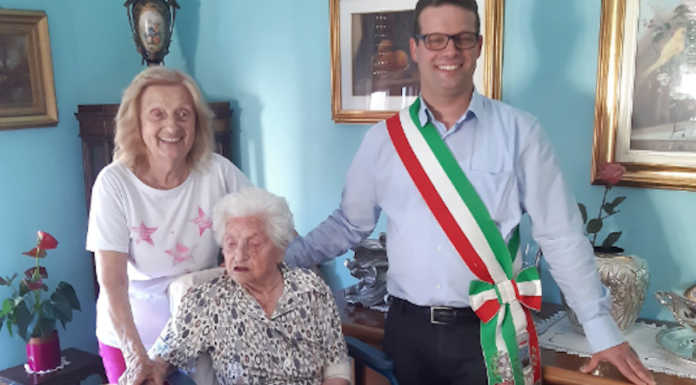 Airuno, grande festa per i 108 anni di Angela Rossi