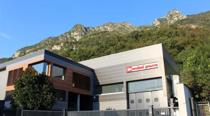 Pescate, contro i rincari bonus di 250 euro per i dipendenti della Invernizzi Presse Pescate Invernizzi Presse