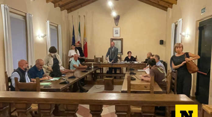 Ballabio. Ribocciato il bilancio: sindaco a casa e comune commissariato Ballabio consiglio comunale