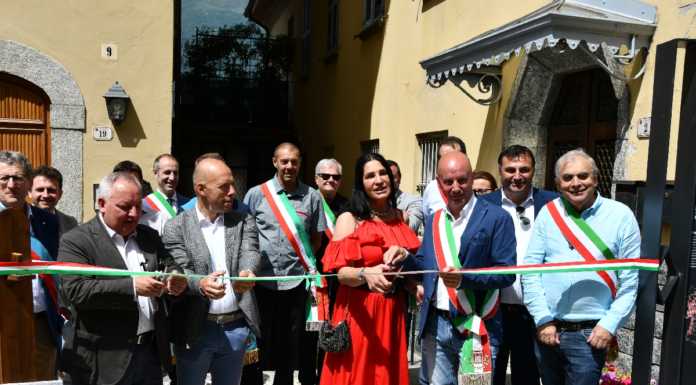 Una festa inaugura il futuro di Corenno, un ticket per valorizzare il borgo
