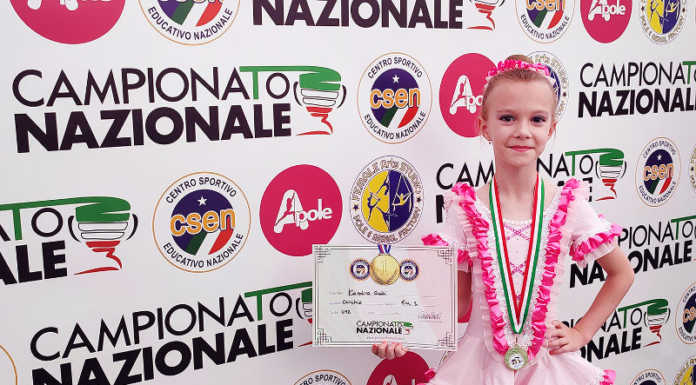 La giovanissima Karolina Galli si laurea campionessa italiana di ginnastica acrobatica