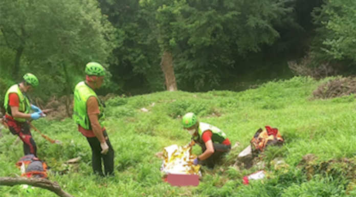 Oliveto Lario: scivola lungo il prato. Elisoccorso 71enne