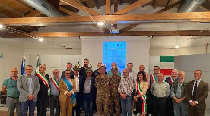 “150 Cime”, la Valsassina accoglie gli Alpini in armi: “Un onore avervi qui”