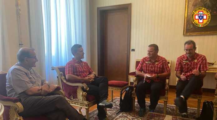 Soccorso Alpino. La Stazione Valsassina-Valvarrone incontra l’arcivescovo Delpini Soccorso alpino in visita all'arcivescovo Mario Delpini 20220725