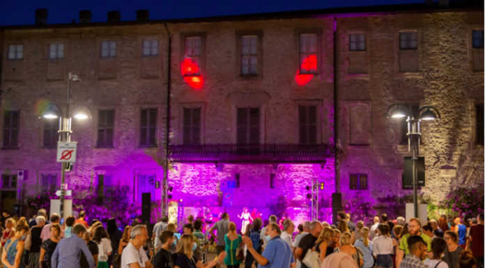 Musica e balli sotto le stelle: successo per il terzo giovedì di E…state a Merate E...State a Merate
