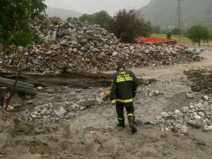 Vigili del Fuoco di Lecco alluvione in Valcamonica