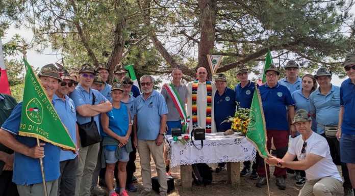 Alpini. Celebrata la festa della Croce al Pizzo d’Erna