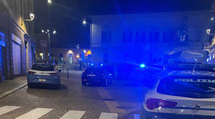 Un’altra rissa in centro Lecco, soccorsi in Piazza Diaz rissa piazza diaz lecco
