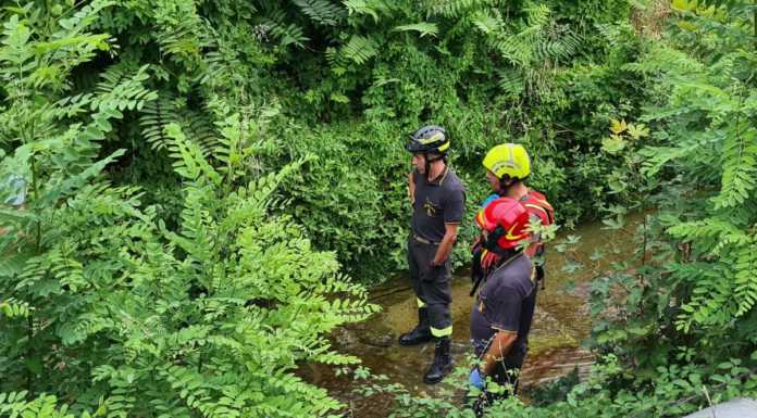Belledo. Urla dal fiume, i soccorsi in aiuto di una persona in difficoltà