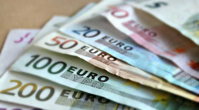 Distretti del Commercio, oltre un milione per 4 comuni lecchesi euro soldi