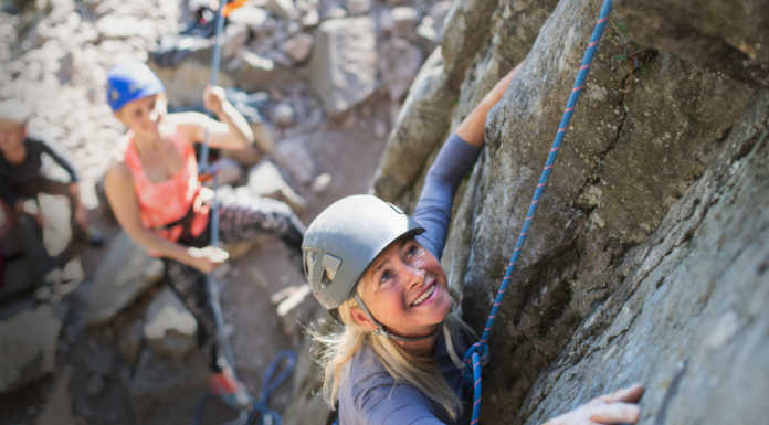 Il mitico Manolo a Perledo per l’inaugurazione della nuova palestra di roccia Arrampicata falesia guide alpine