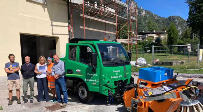 Ballabio. Nuova macchina spazzatrice, sarà più semplice pulire le strade del paese Ballabio nuovo mezzo DURSO MULTIMOBIL