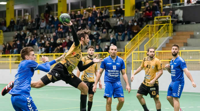 Pallamano Molteno. Intervista a Leonardo Colombo in maglia oro-nero da 11 anni Leonardo Colombo pallamano Molteno salumificio riva