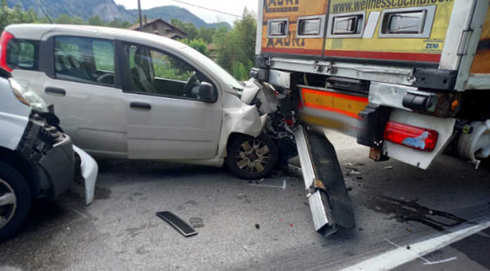 Olginate: tamponamento a catena sulla Sp 72: ragazza in ospedale Tamponamento Olginate