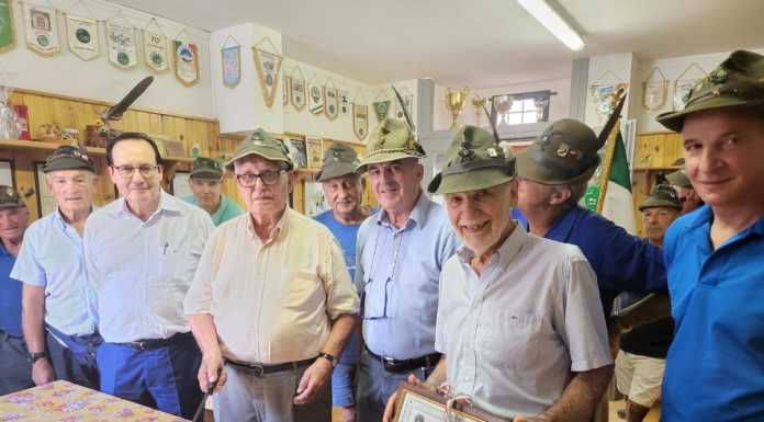 Gli Alpini di Valmadrera festeggiano i 95 anni di Virginio Butti Virginio_Butti_95_anni_alpini_valmadrera_20220805