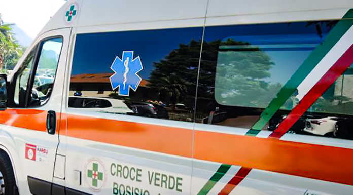 Statale 36. Scontro auto-moto all’altezza di Molteno, code verso Lecco croce verde bosisio parini