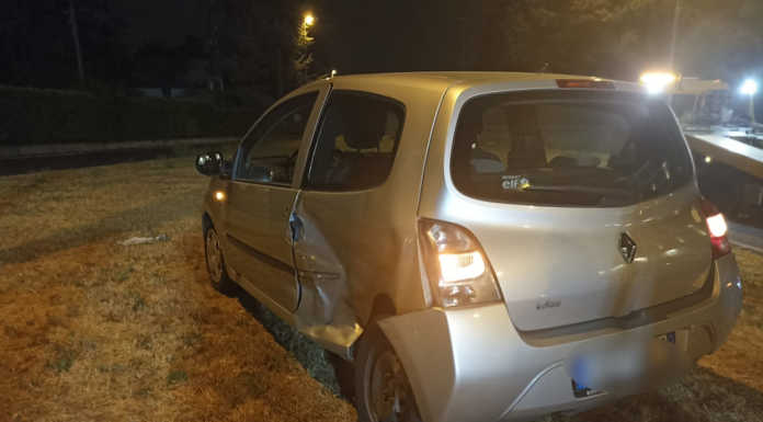 Lomagna. Incidente alla rotonda del Pino, nessun ferito grave incidente lomagna rotonda pino 20220805