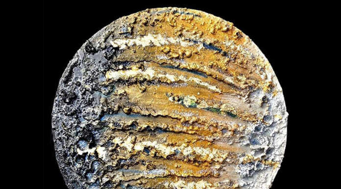 A Palazzo Falck in mostra le “Lune” di Elisabetta Trombello